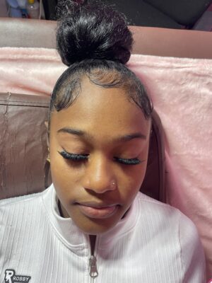 Cluster lash extensions